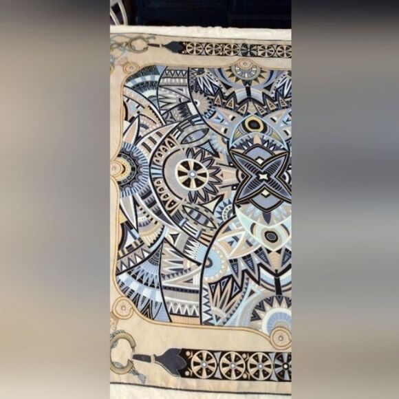 Vintage 💯 Silk Scarf Baoshidi Geometric Pattern - Picture 4 of 15